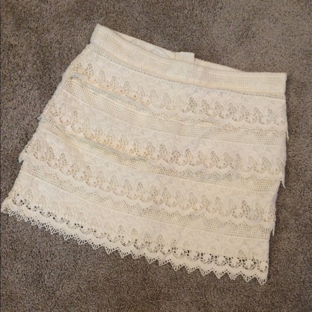 American Eagle Lace mini skirt